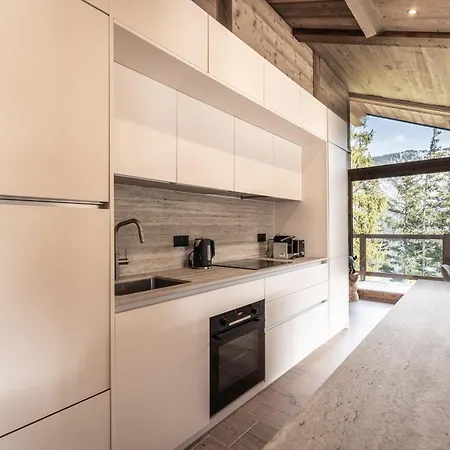 Penthouse In Moriond Belvedere District * 쿠쉐벨