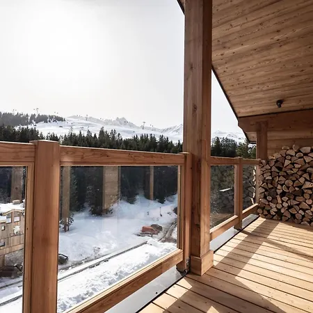 아파트 Penthouse In Moriond Belvedere District *