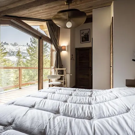 Penthouse In Moriond Belvedere District 아파트 *