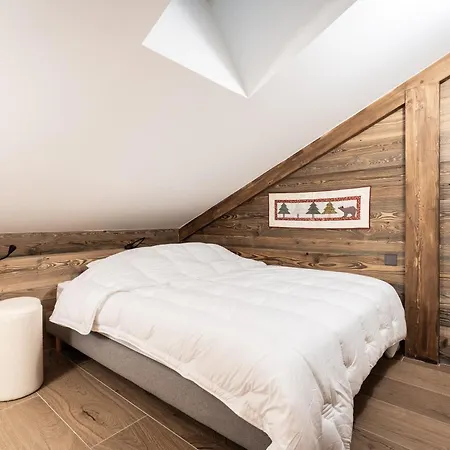 아파트 Penthouse In Moriond Belvedere District 쿠쉐벨