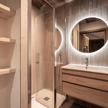 Penthouse In Moriond Belvedere District 아파트 쿠쉐벨